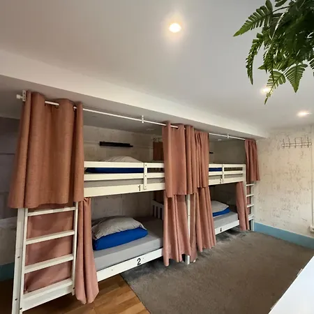 Guest World Porto