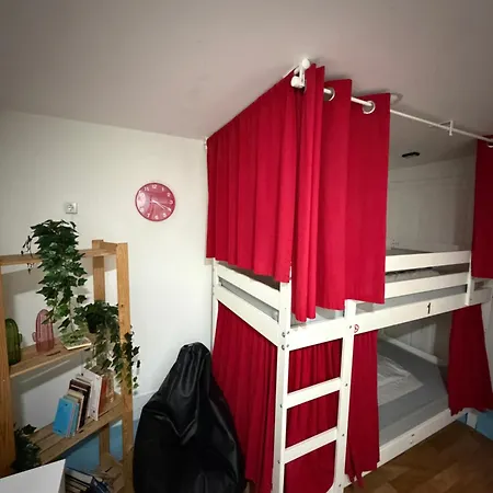 Guest World Porto